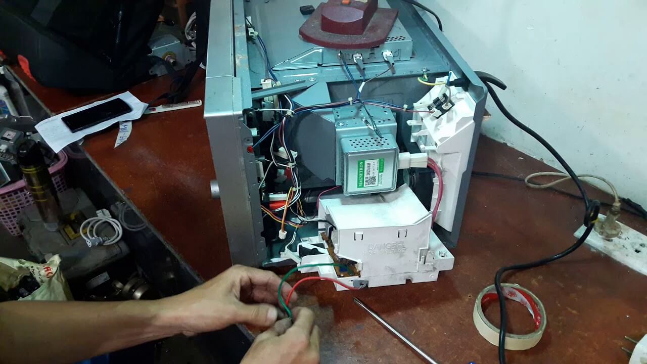 Một số lỗi có thể xảy ra đối với lò vi sóng