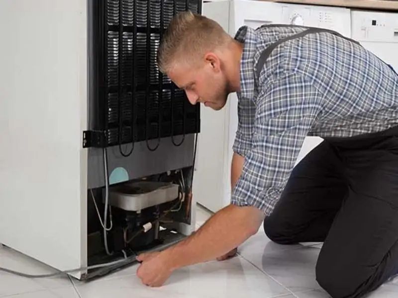 Quy trình các bước sửa chữa cây nước nóng lạnh của Thợ Giúp Việc