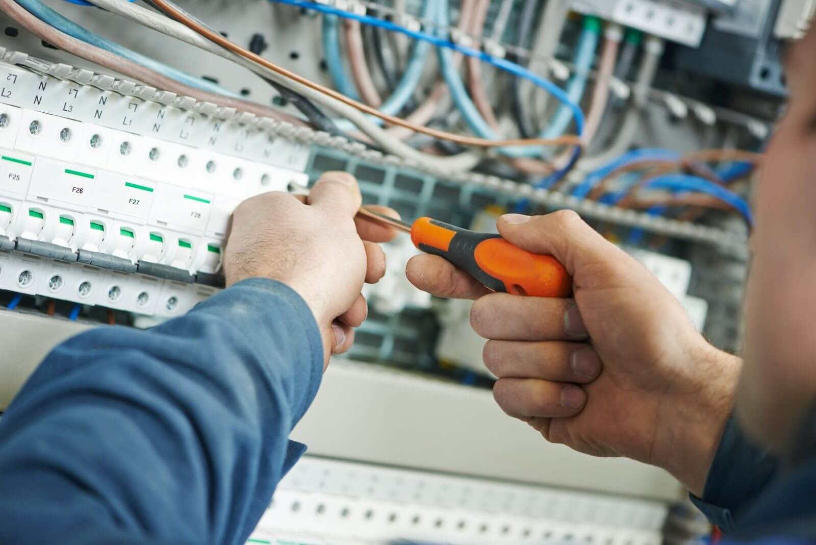 Tầm quan trọng của dịch vụ sửa chữa điện nước