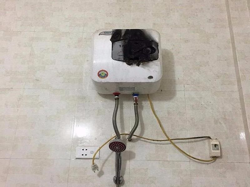 Nguyên nhân nước có màu và mùi khác lạ