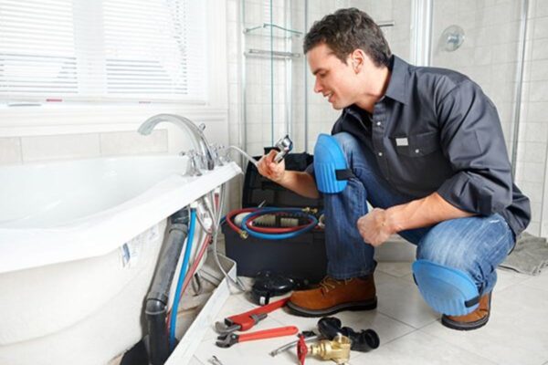 Sửa ống nước bị rỉ